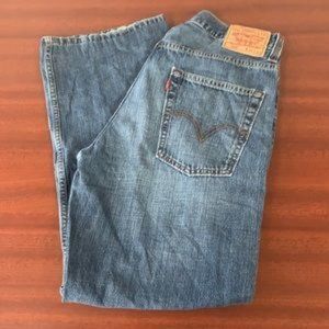 Vintage men’s 569 Levi’s mom jeans